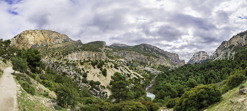 El Caminito del Rey，安达卢西亚壮观的小路(西班牙)